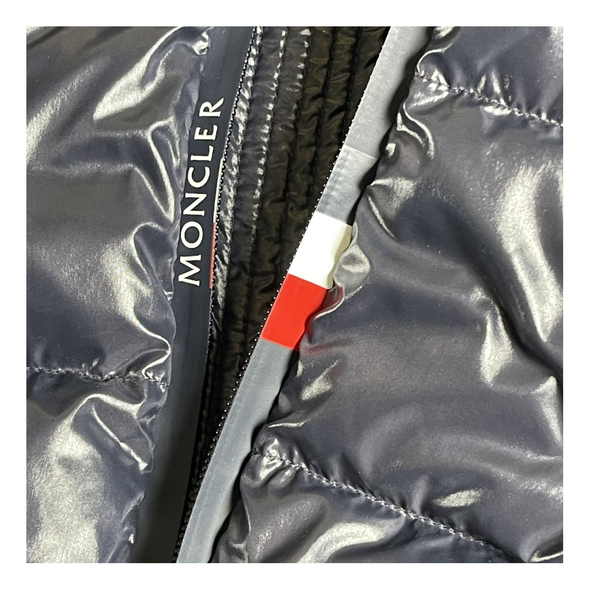 Moncler Glossy Hooded Down Puffer Jacket with Logo Zip - Navy