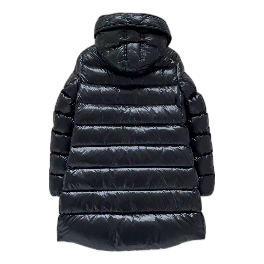 Moncler Suyen Hooded Puffer Coat in Black