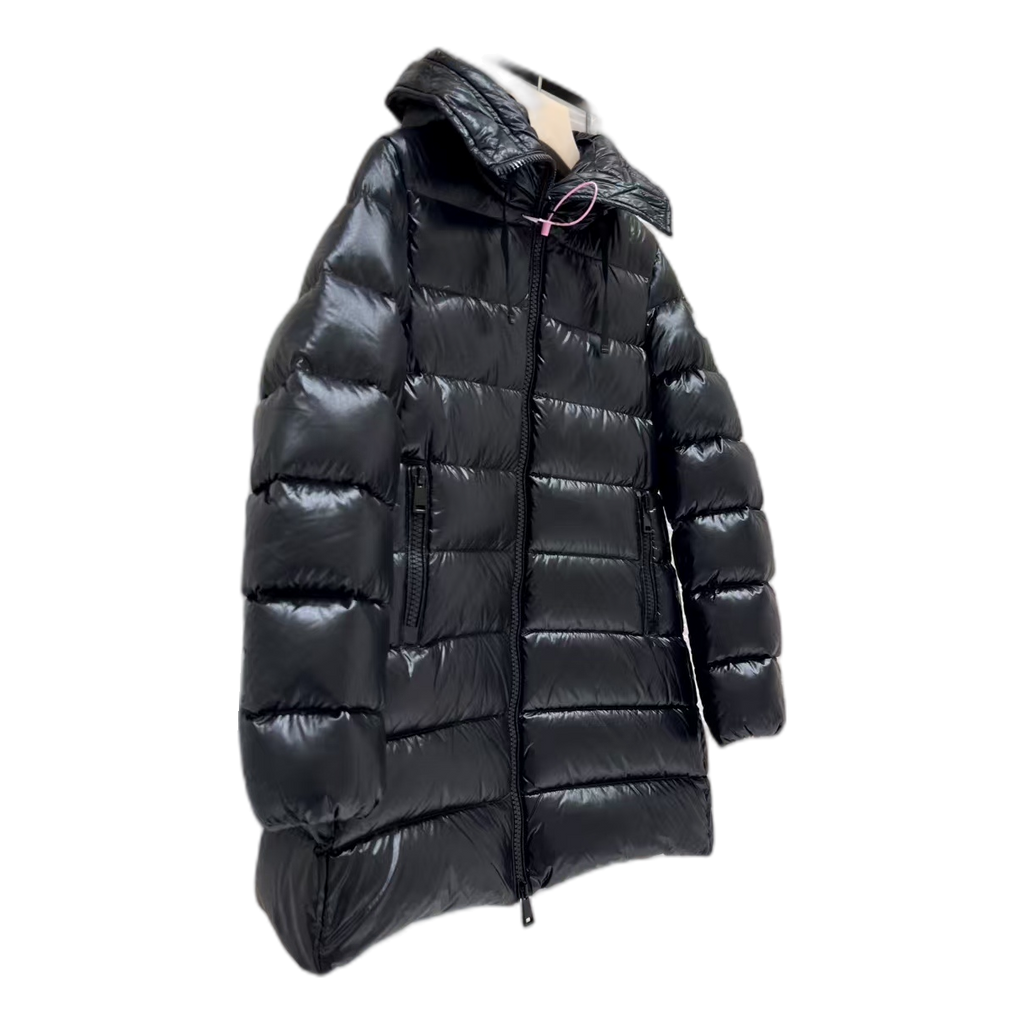 Moncler Suyen Hooded Puffer Coat in Black