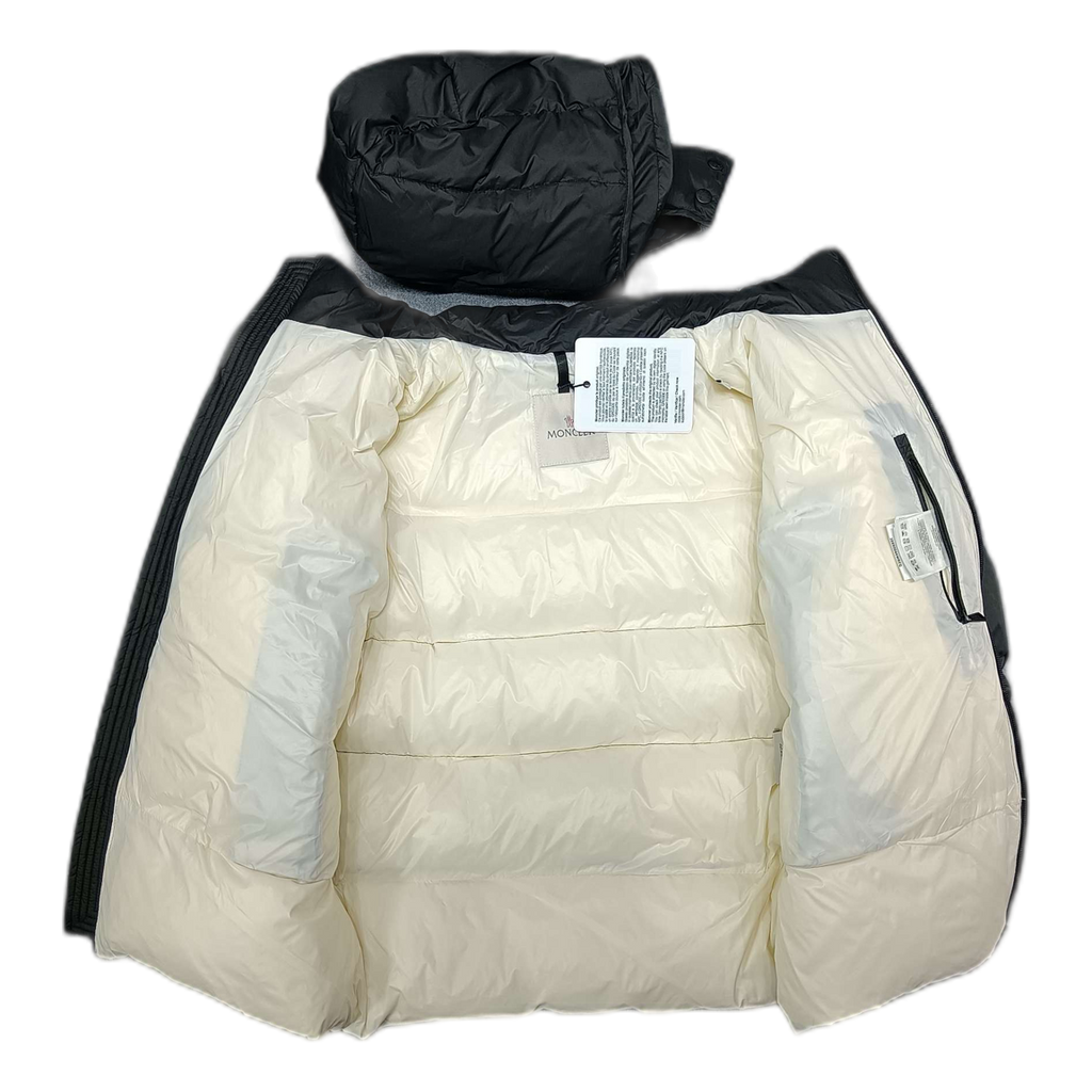 Moncler Logo-Hood Down Puffer Jacket with Contrast Lining - Black